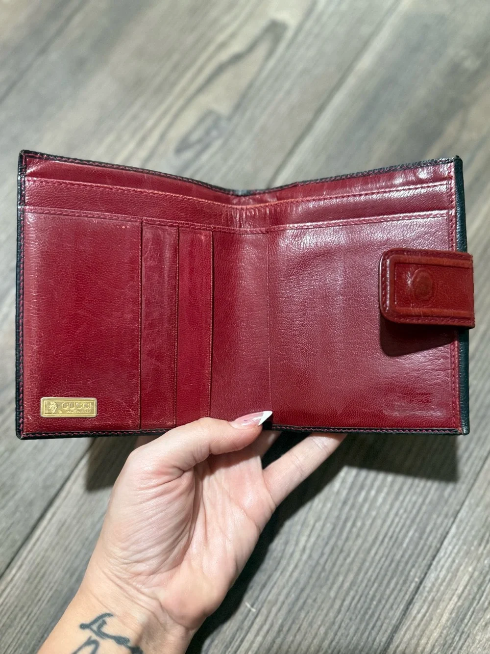 Vintage Gucci Black Red Leather Wallet Bifold Snap Coin Purse Italy Authentic